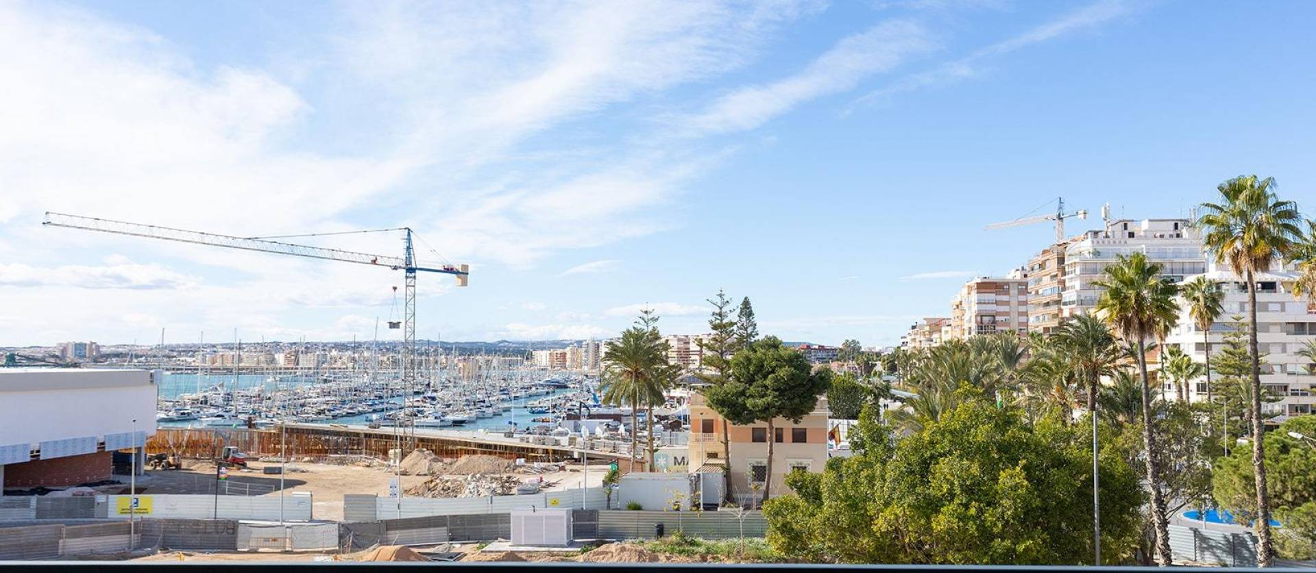 Sale - Apartment - Torrevieja - Paseo maritimo