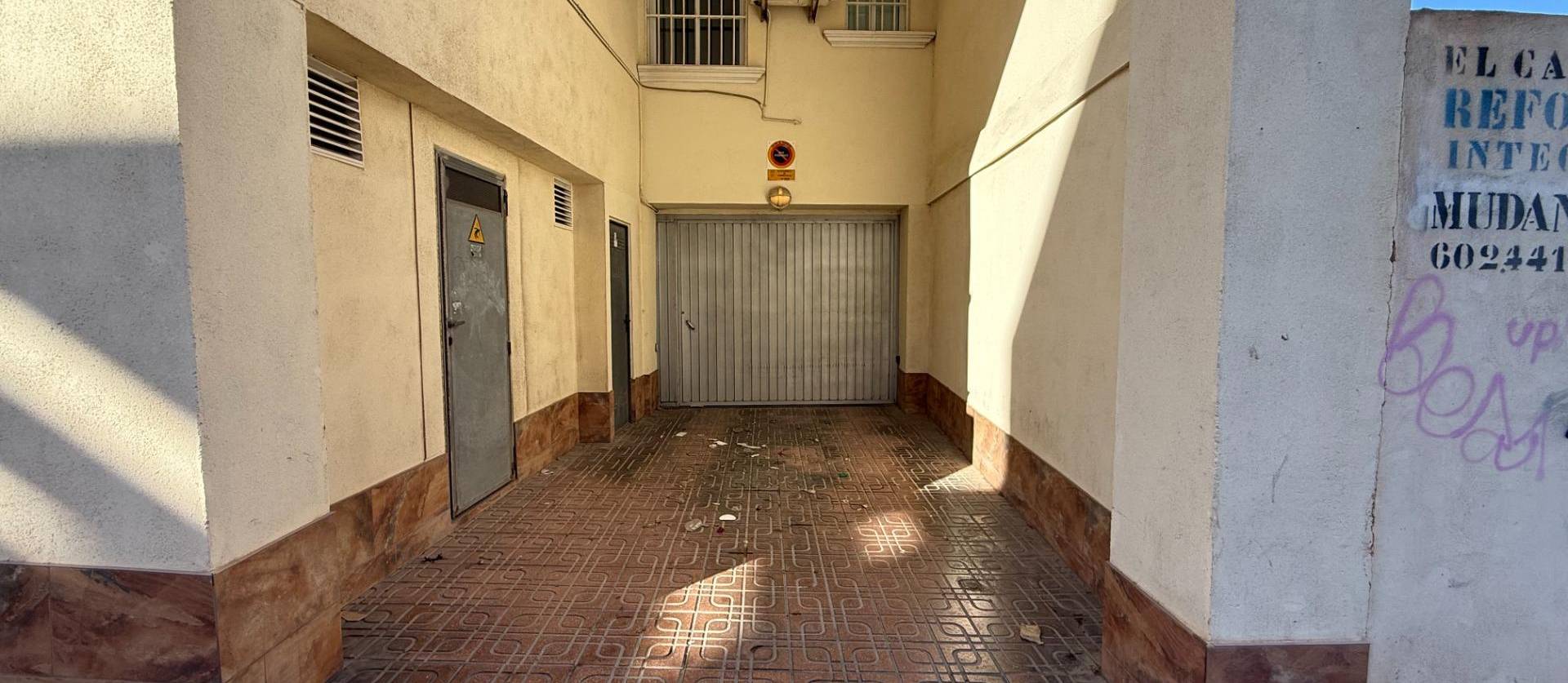 Long time Rental - Commercial - Torrevieja - Centro