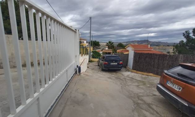 Sale - Villa - Canadas de San Pedro