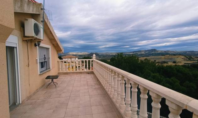 Sale - Villa - Canadas de San Pedro