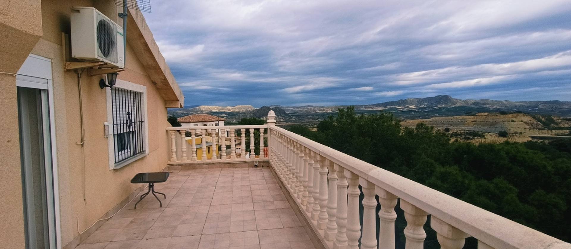 Sale - Villa - Canadas de San Pedro