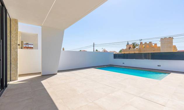 Sale - Villa - Torrevieja