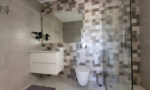 Bestaande woningen - Villa - Villamartin - Villamartín