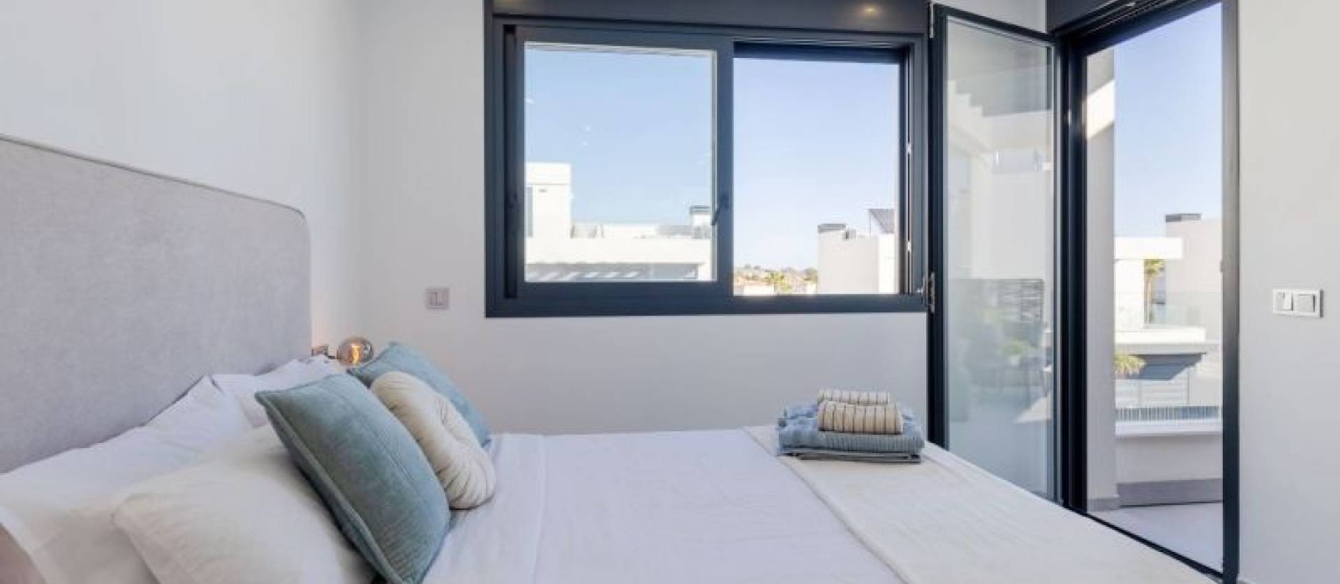 Venta - Villa - Algorfa