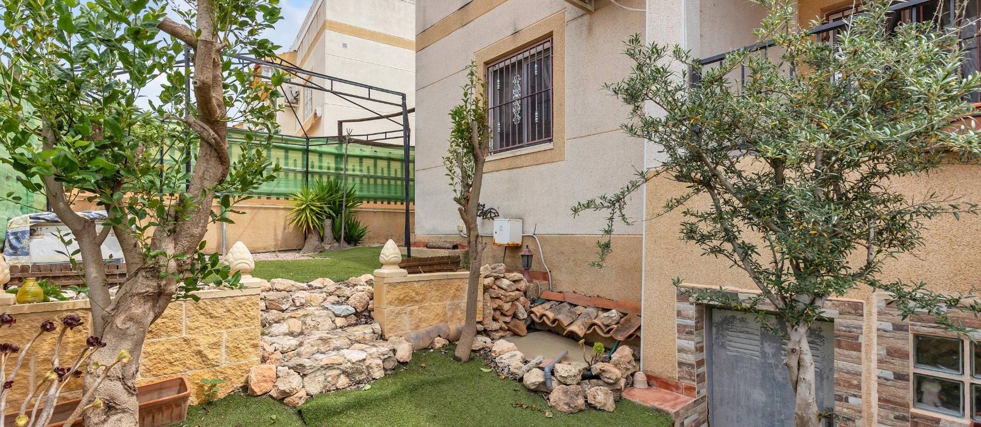 Sale - Bungalow - Orihuela Costa - La Florida