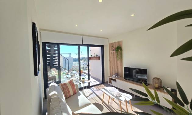 Sale - Apartment / Flat * - Orihuela Costa - Villamartín *