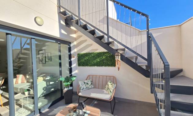 Sale - Apartment / Flat * - Orihuela Costa - Villamartín *