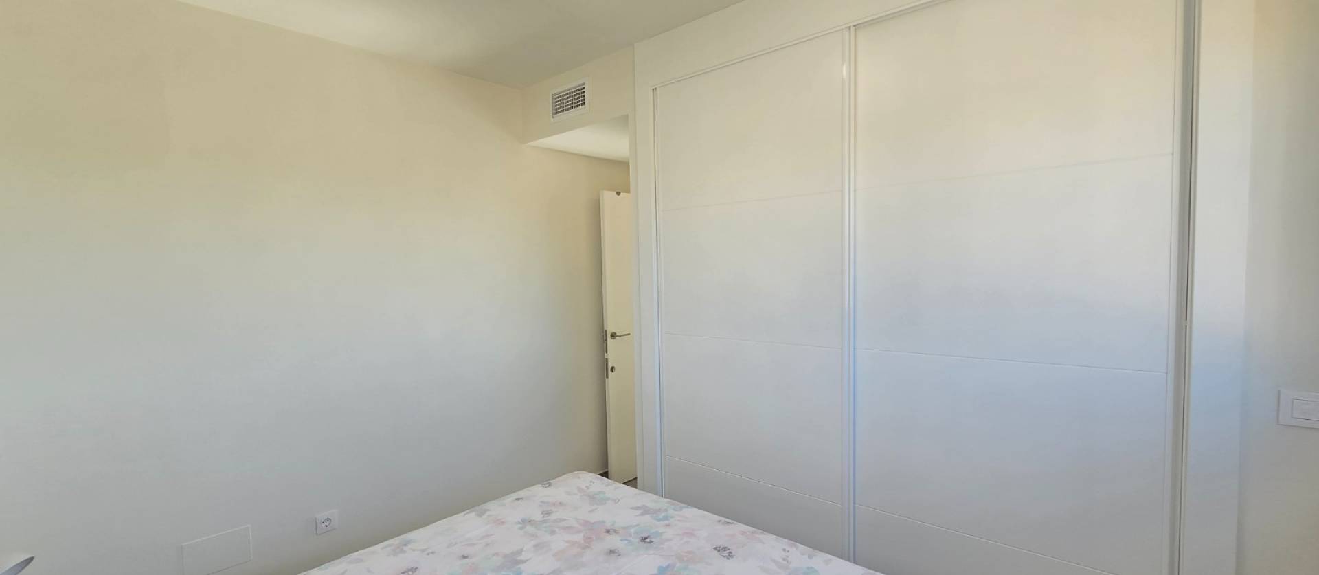 Sale - Apartment / Flat * - Orihuela Costa - Villamartín *