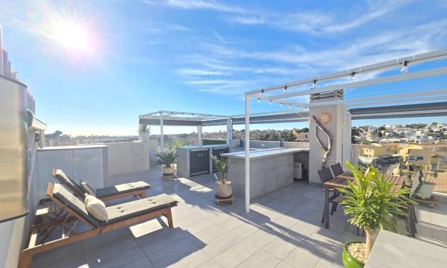 Sale - Apartment / Flat * - Orihuela Costa - Villamartín *