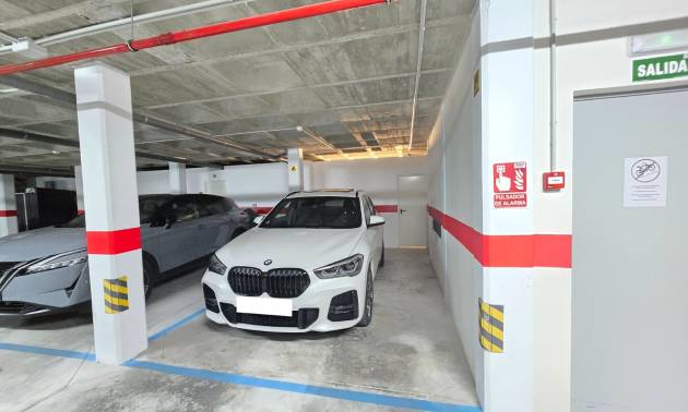 Sale - Apartment / Flat * - Orihuela Costa - Villamartín *