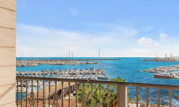 Venta - Apartment - Torrevieja - Paseo maritimo