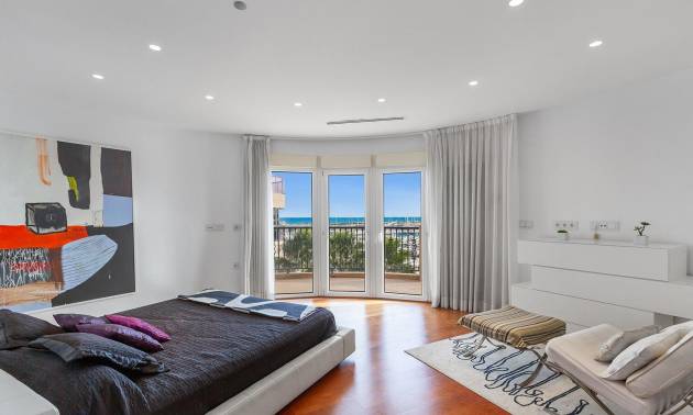 Venta - Apartment - Torrevieja - Paseo maritimo