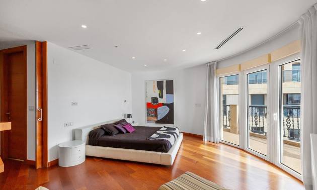 Venta - Apartment - Torrevieja - Paseo maritimo