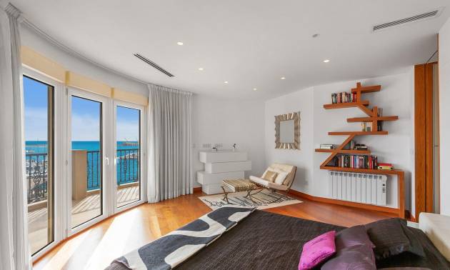 Venta - Apartment - Torrevieja - Paseo maritimo