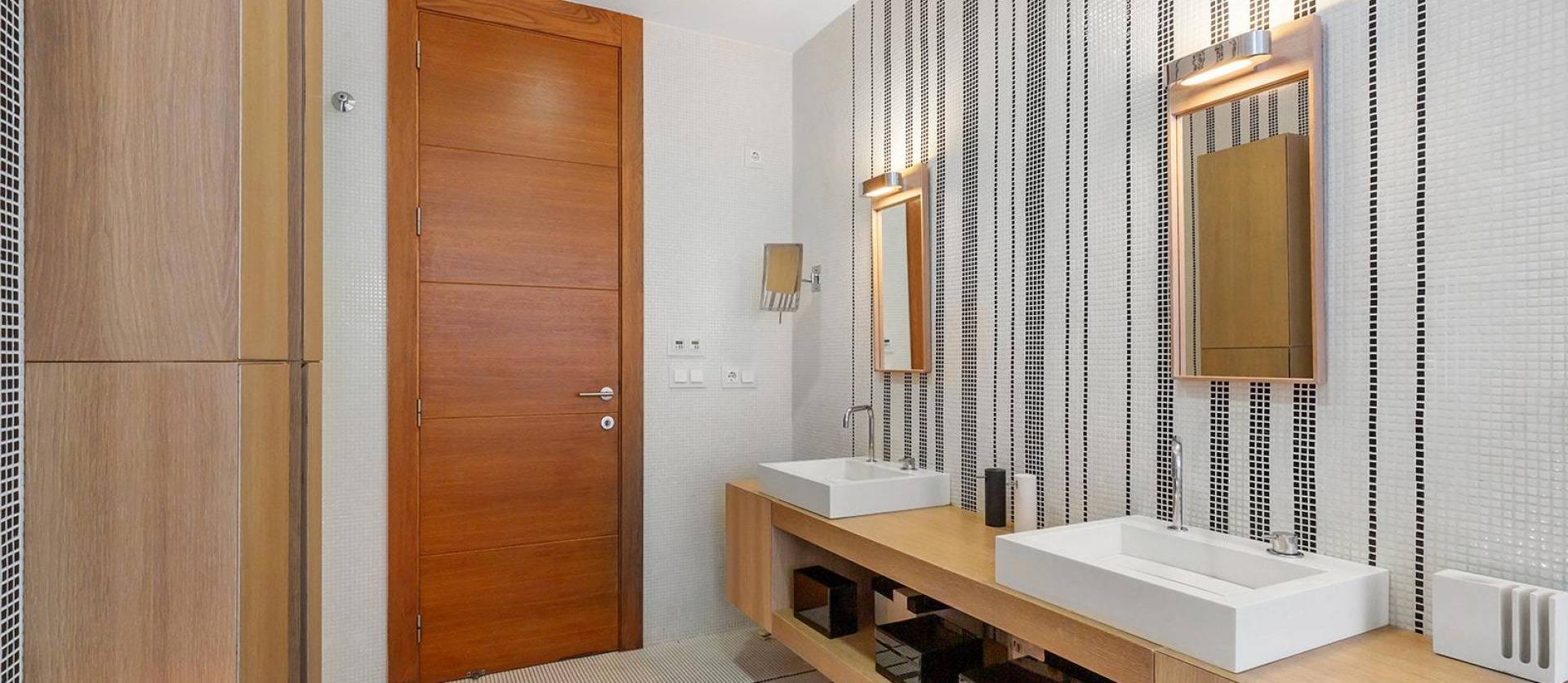 Venta - Apartment - Torrevieja - Paseo maritimo