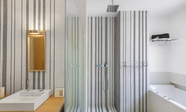 Venta - Apartment - Torrevieja - Paseo maritimo