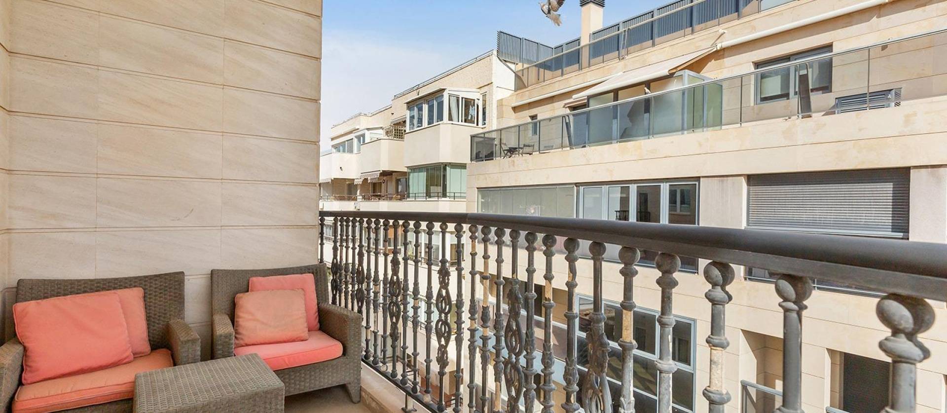 Venta - Apartment - Torrevieja - Paseo maritimo