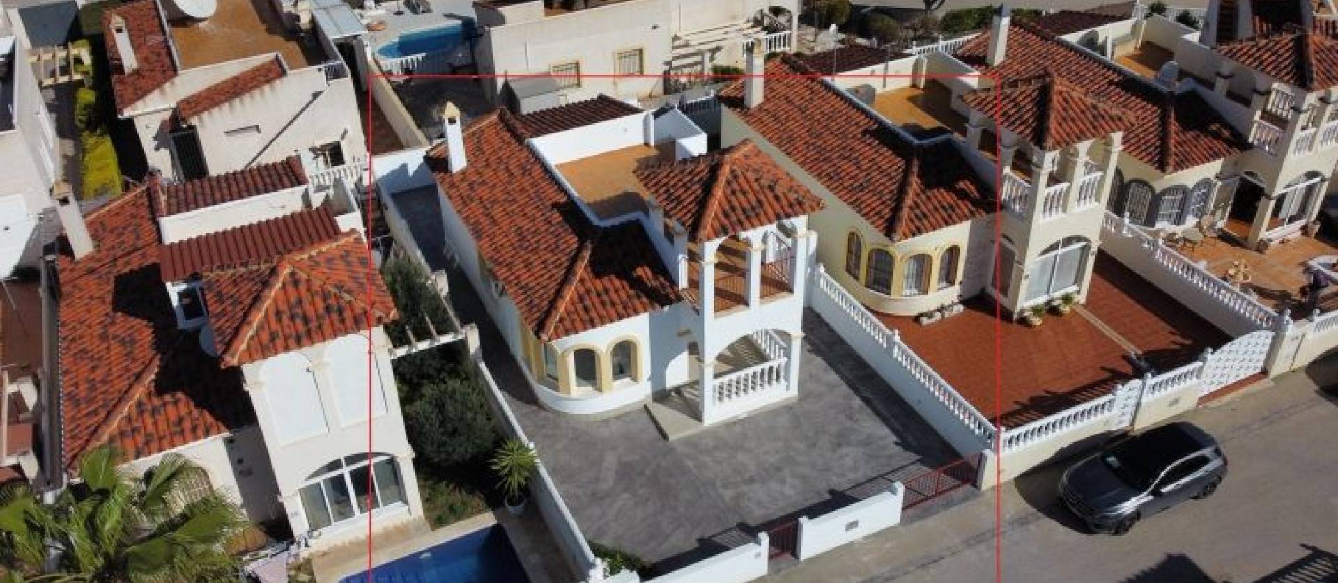 Sale - Villa - Algorfa