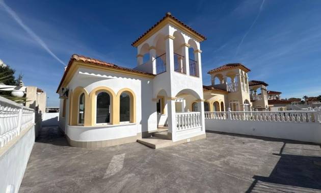 Sale - Villa - Algorfa