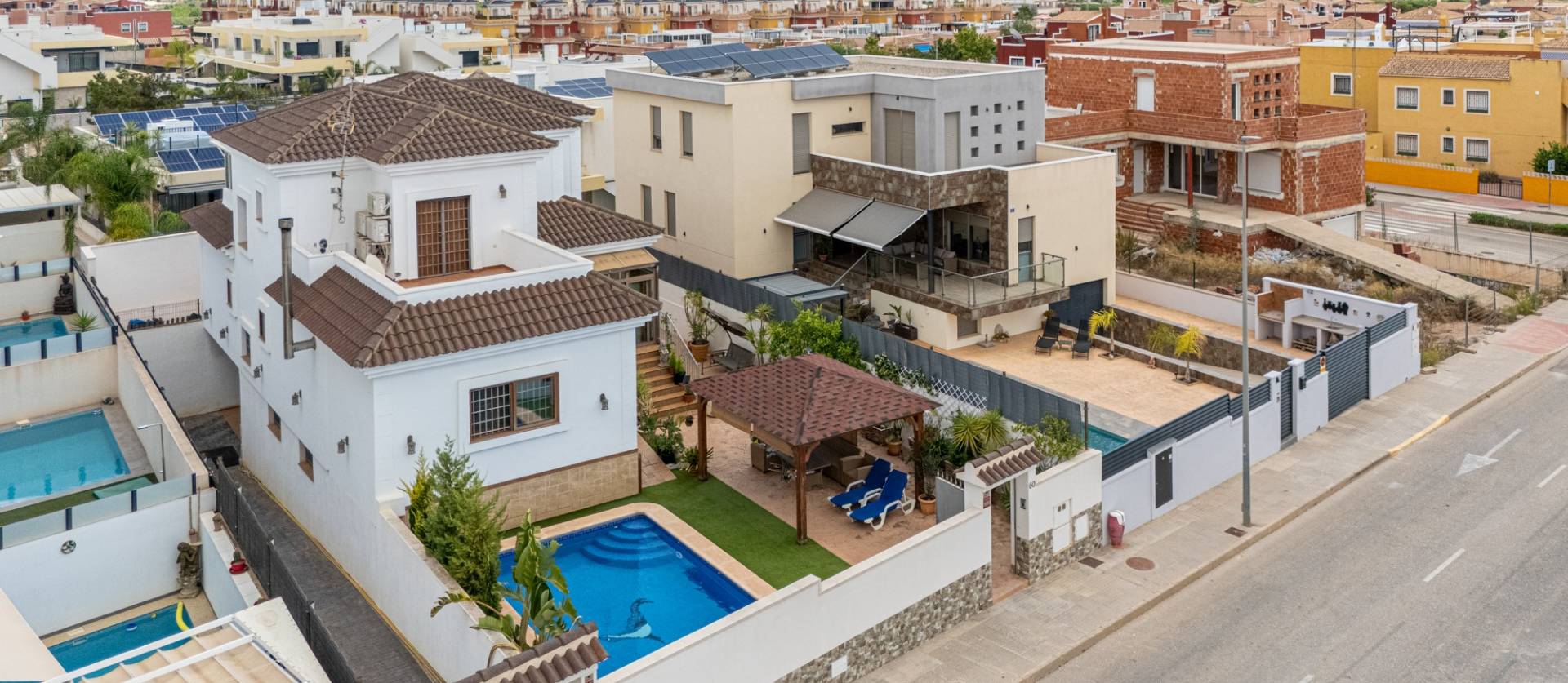Sale - Villa - Los Montesinos - La Herrada