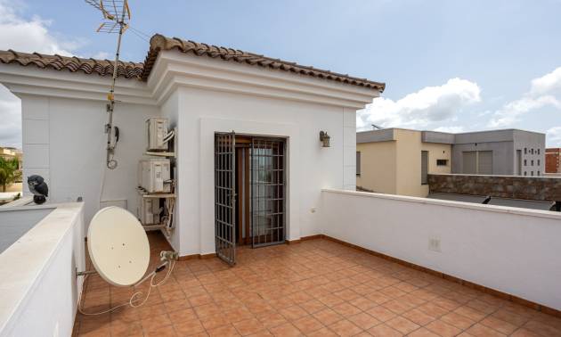 Sale - Villa - Los Montesinos - La Herrada