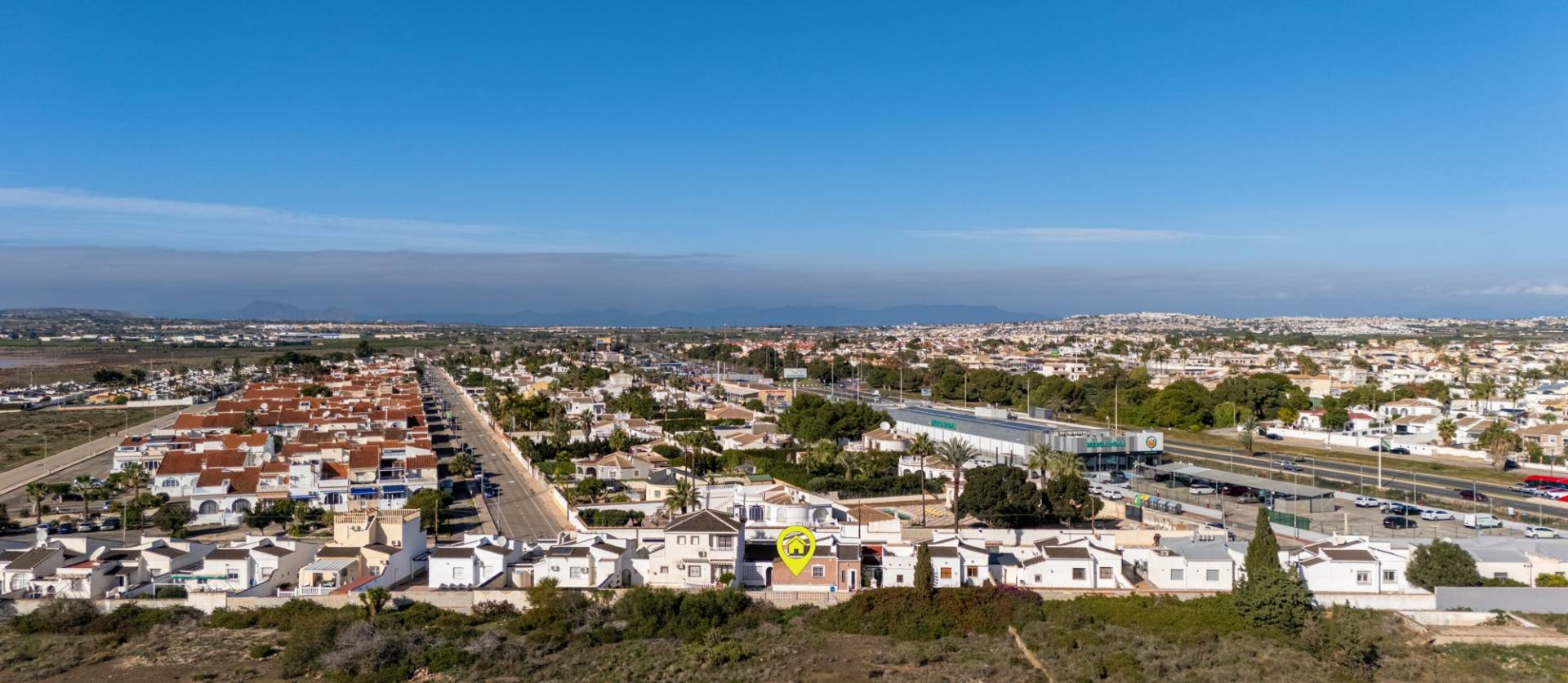 Sale - Villa - Torrevieja - Urbanización San Luis