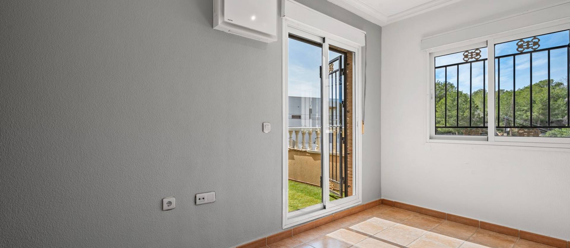 Venta - Villa - Orihuela Costa - Castillo de Don Juan