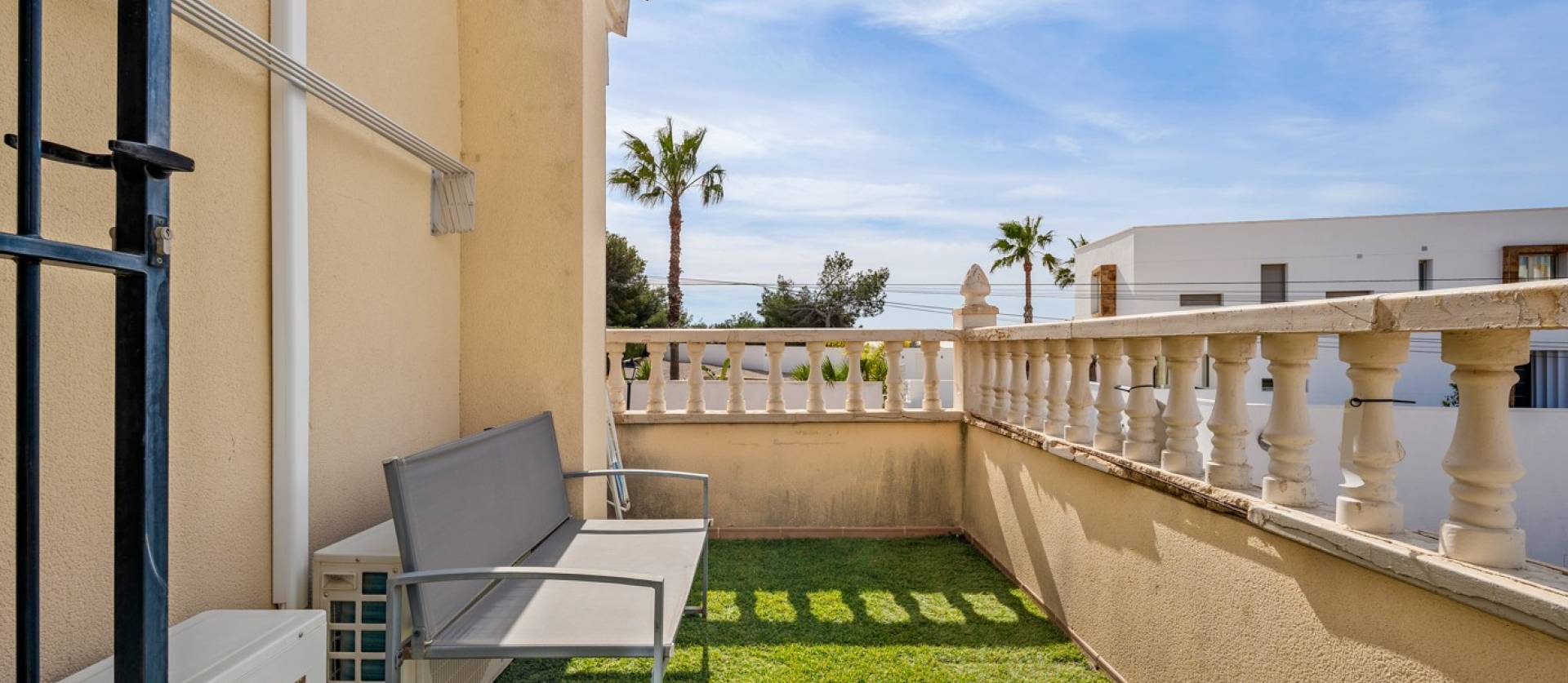 Venta - Villa - Orihuela Costa - Castillo de Don Juan