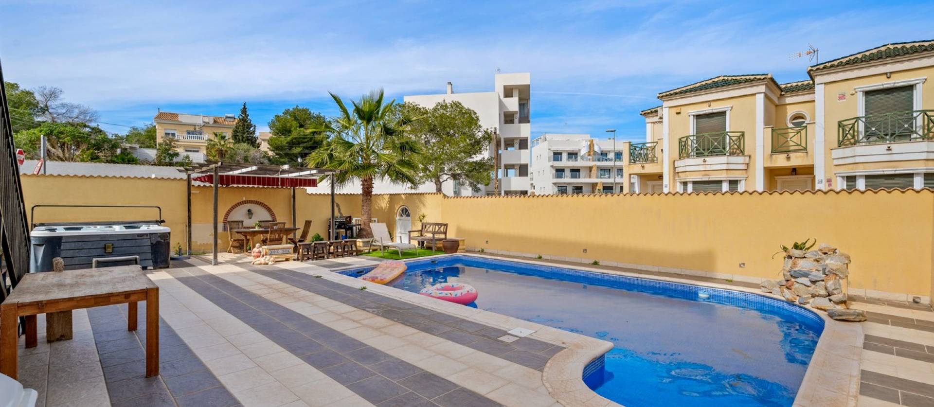 Venta - Villa - Orihuela Costa - Castillo de Don Juan