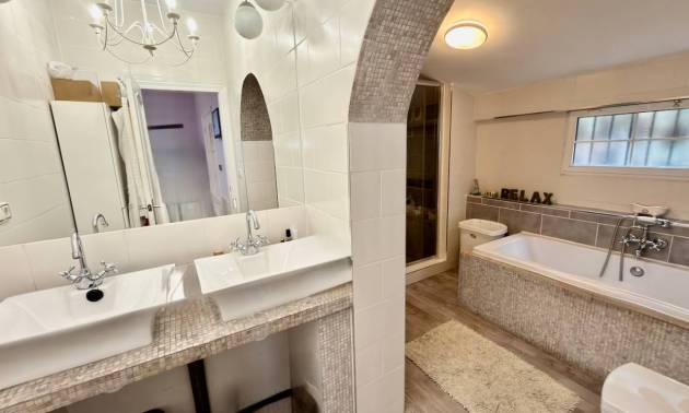 Sale - Villa - Las Heredades - Heredades