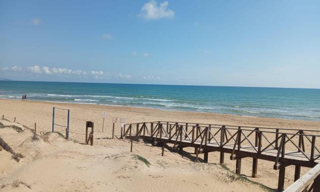 Venta - Bungalow - Guardamar del Segura - Urbanizaciones