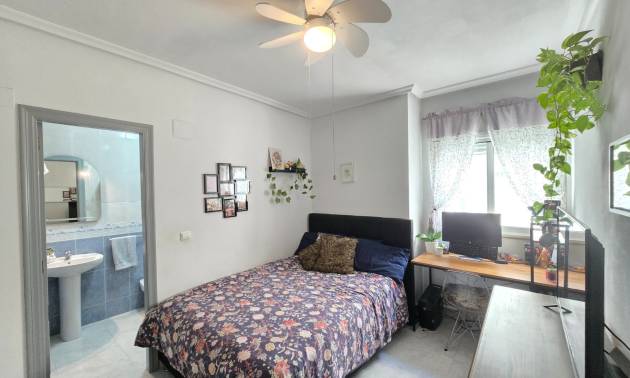 Revente -  - Los Montesinos *