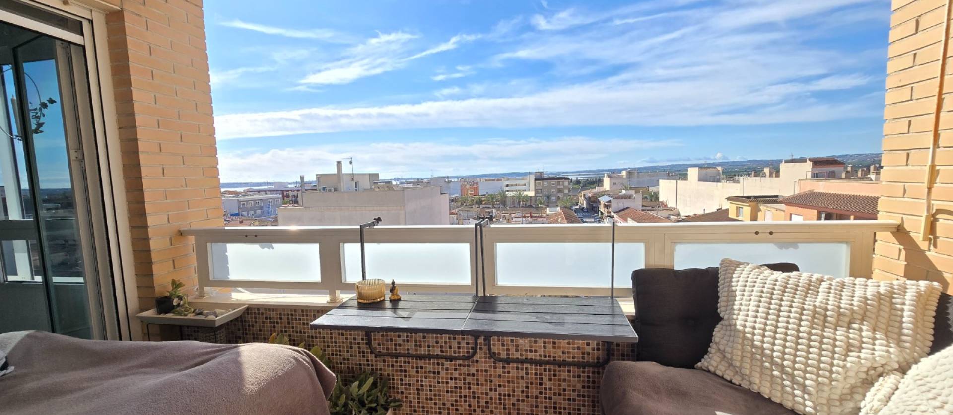 Revente -  - Los Montesinos *