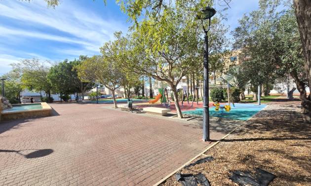 Revente -  - Los Montesinos *