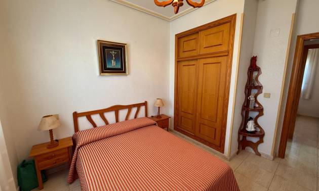Sale - Bungalow - Torrevieja - Aguas Nuevas