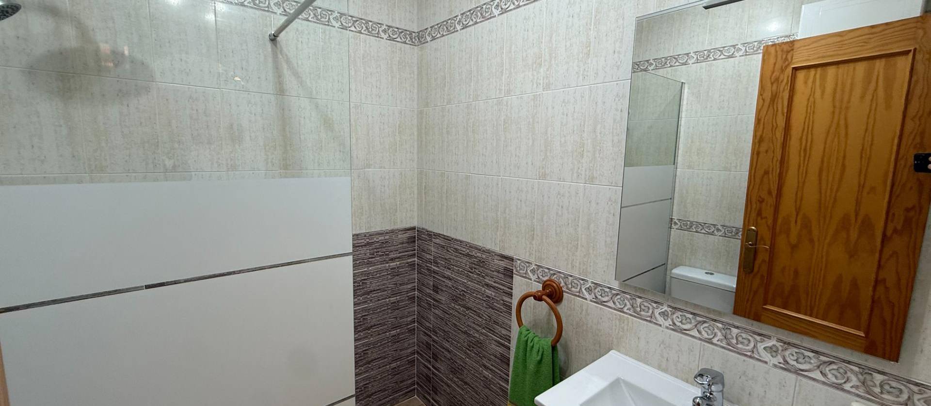 Sale - Bungalow - Torrevieja - Aguas Nuevas