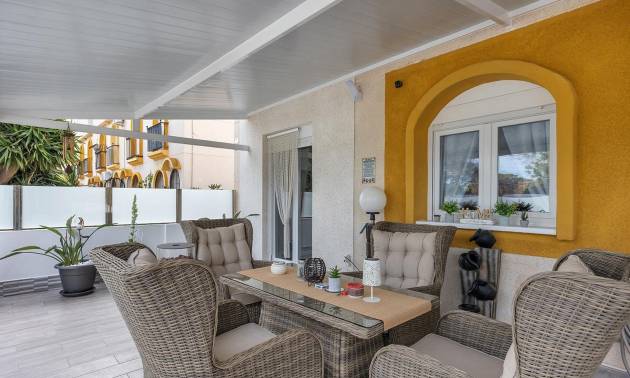 Venta - Villa - Guardamar del Segura - Urbanizaciones