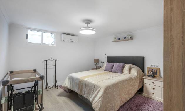 Venta - Villa - Guardamar del Segura - Urbanizaciones