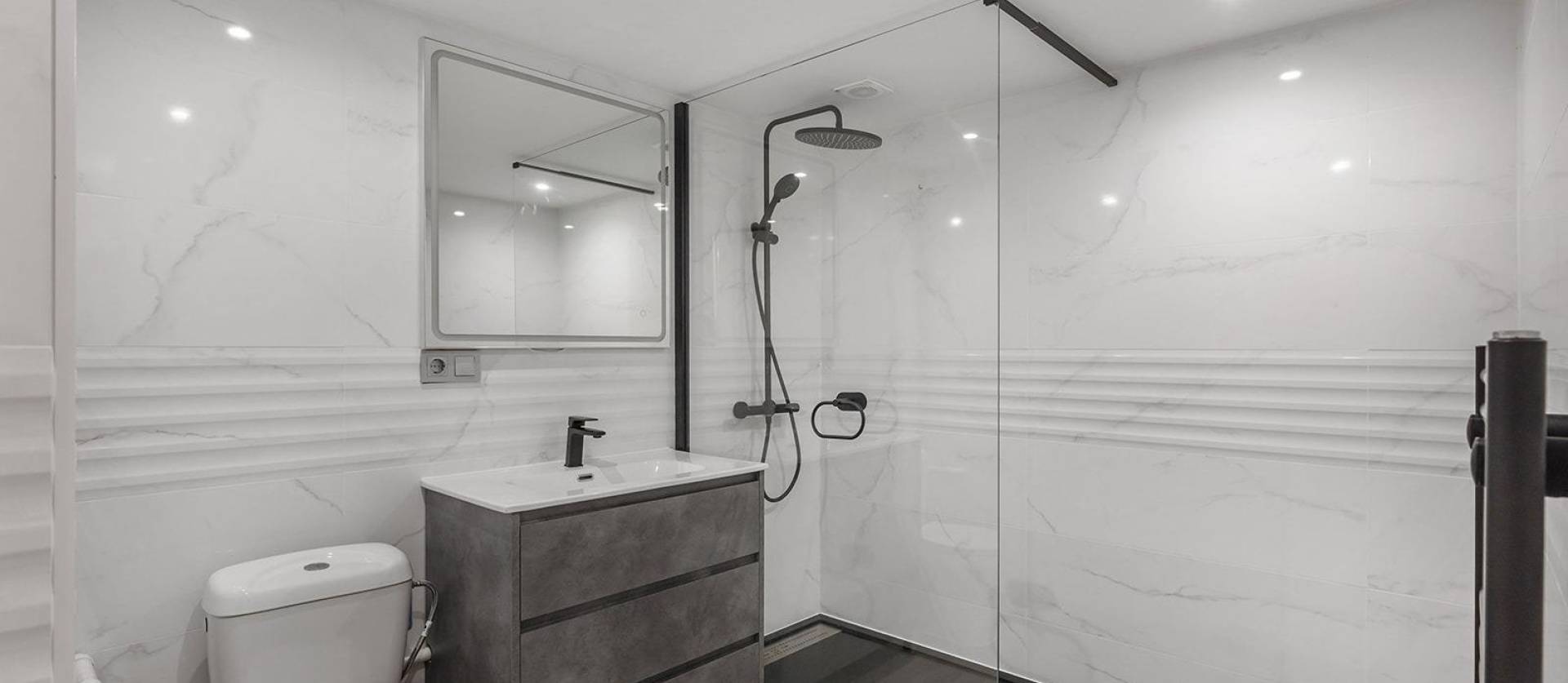 Venta - Villa - Guardamar del Segura - Urbanizaciones