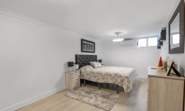 Venta - Villa - Guardamar del Segura - Urbanizaciones