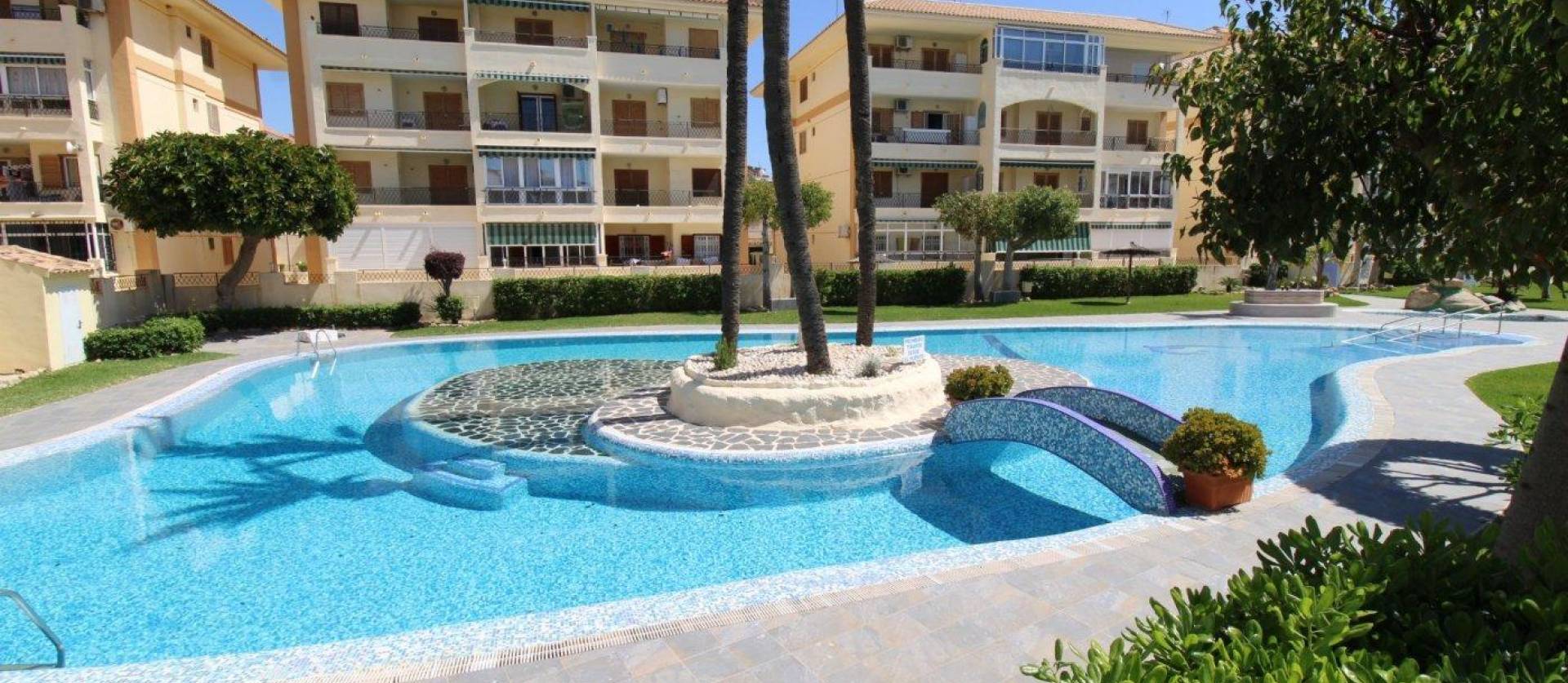Sale - Apartment - Torrevieja - La Mata