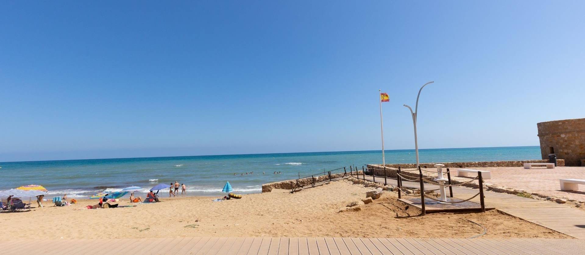 Sale - Apartment - Torrevieja - La Mata