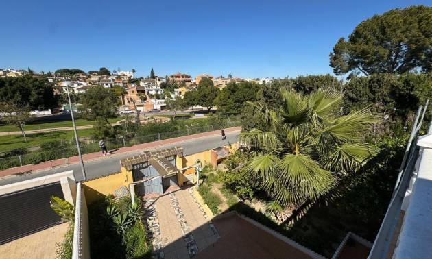 Bestaande woningen - Villa - Torrevieja - Los balcones