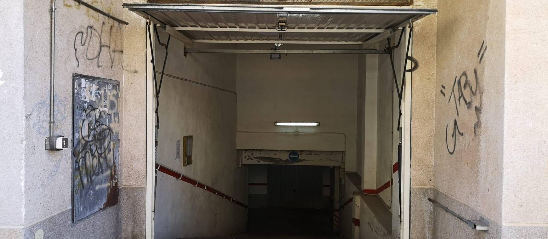 Sale - Commercial - Torrevieja - Playa de los locos