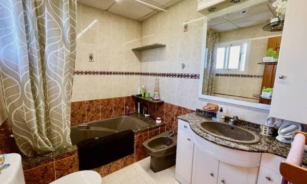 Venta - Villa - Orihuela