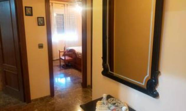 Bestaande woningen - Villa - Elche