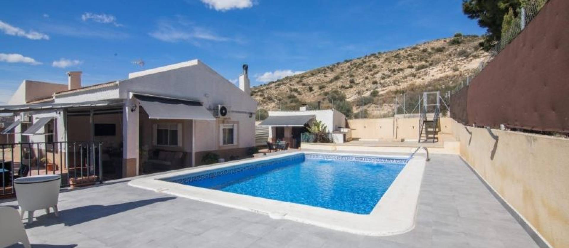 Bestaande woningen - Villa - Elche