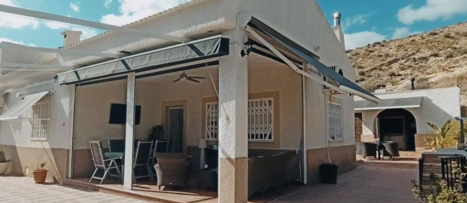 Bestaande woningen - Villa - Elche