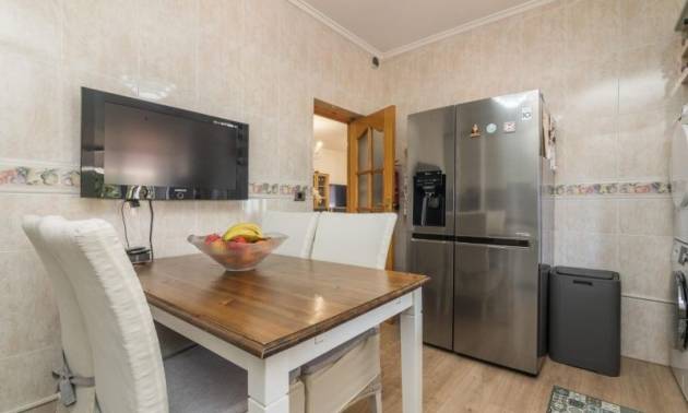 Bestaande woningen - Villa - Elche