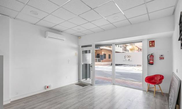 Venta - Comercial - Torrevieja - La Mata pueblo